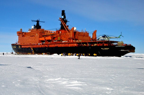 3a-Icebreaker_AK-400