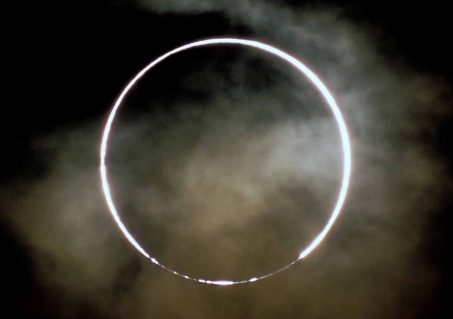 Just prior to the start and immediately after the end of annularity, watch for Baily’s Beads—spots of sunlight shining through deep valleys on the Moon’s limb. (Photo by Paul Deans/TQ)